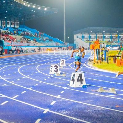 ราคาดี ลู่วิ่งสำหรับนักกีฬาที่ได้รับการรับรองจาก IAAF ระบบเทแบบเต็มขนาด 13 มม ออนไลน์