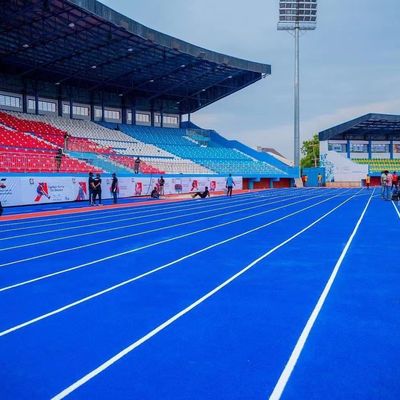 ระบบแซนวิช ลู่วิ่งกรีฑา วัสดุ EPDM SBR สำหรับเกมกีฬาแห่งชาติ