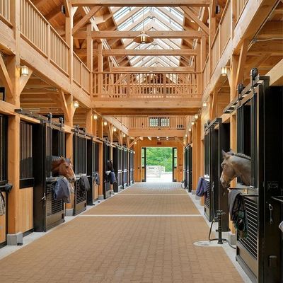 แผ่นยางปูพื้น SBR สีดำรีไซเคิลกันไฟทนการสึกหรอ