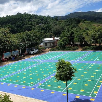 ราคาดี สนามกีฬา กระเบื้อง PP สนามกีฬา ประสานพร้อมบริการตีเส้น ออนไลน์